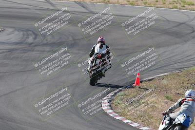 media/Apr-20-2025-AHRMA (Sun) [[393a79c373]]/Race/group 10 early race/Turn 4b/